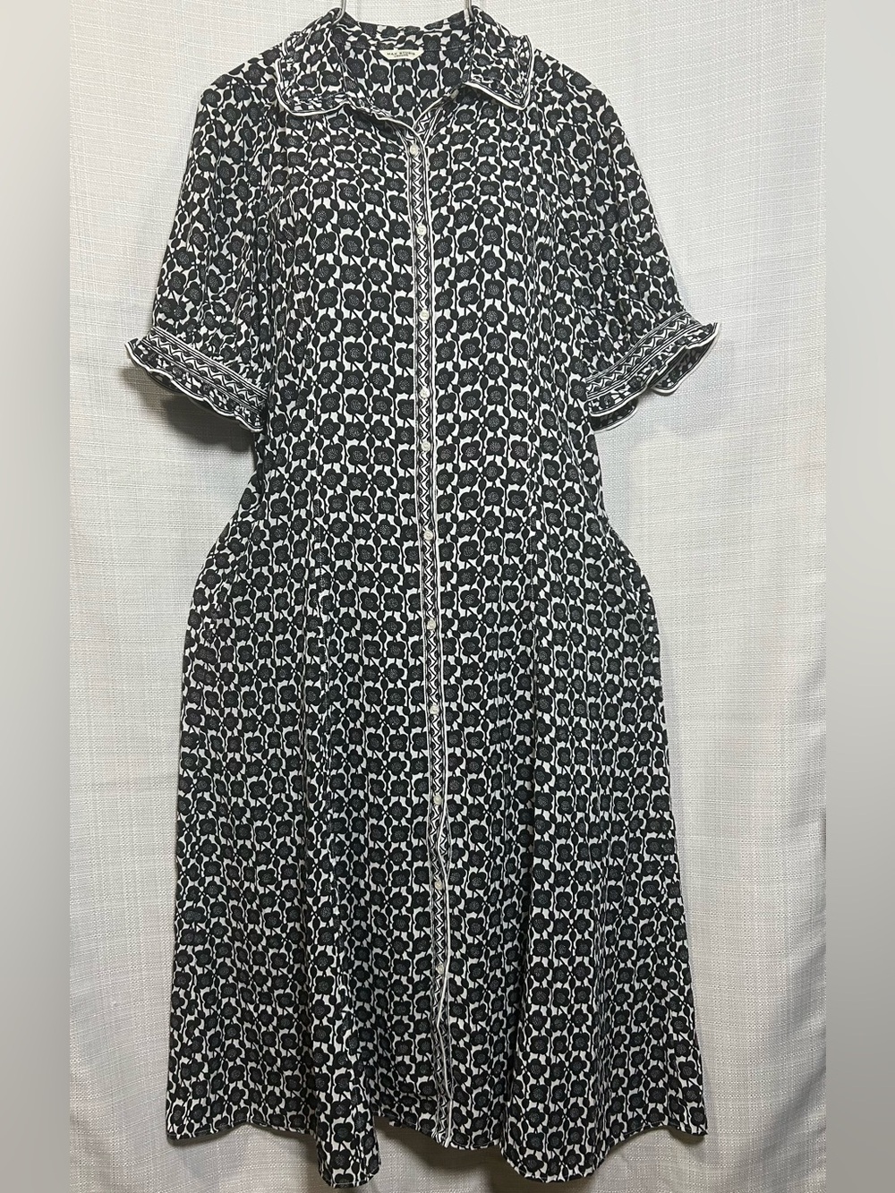 Max Studio Black & White Patterned Midi Shirt Dress